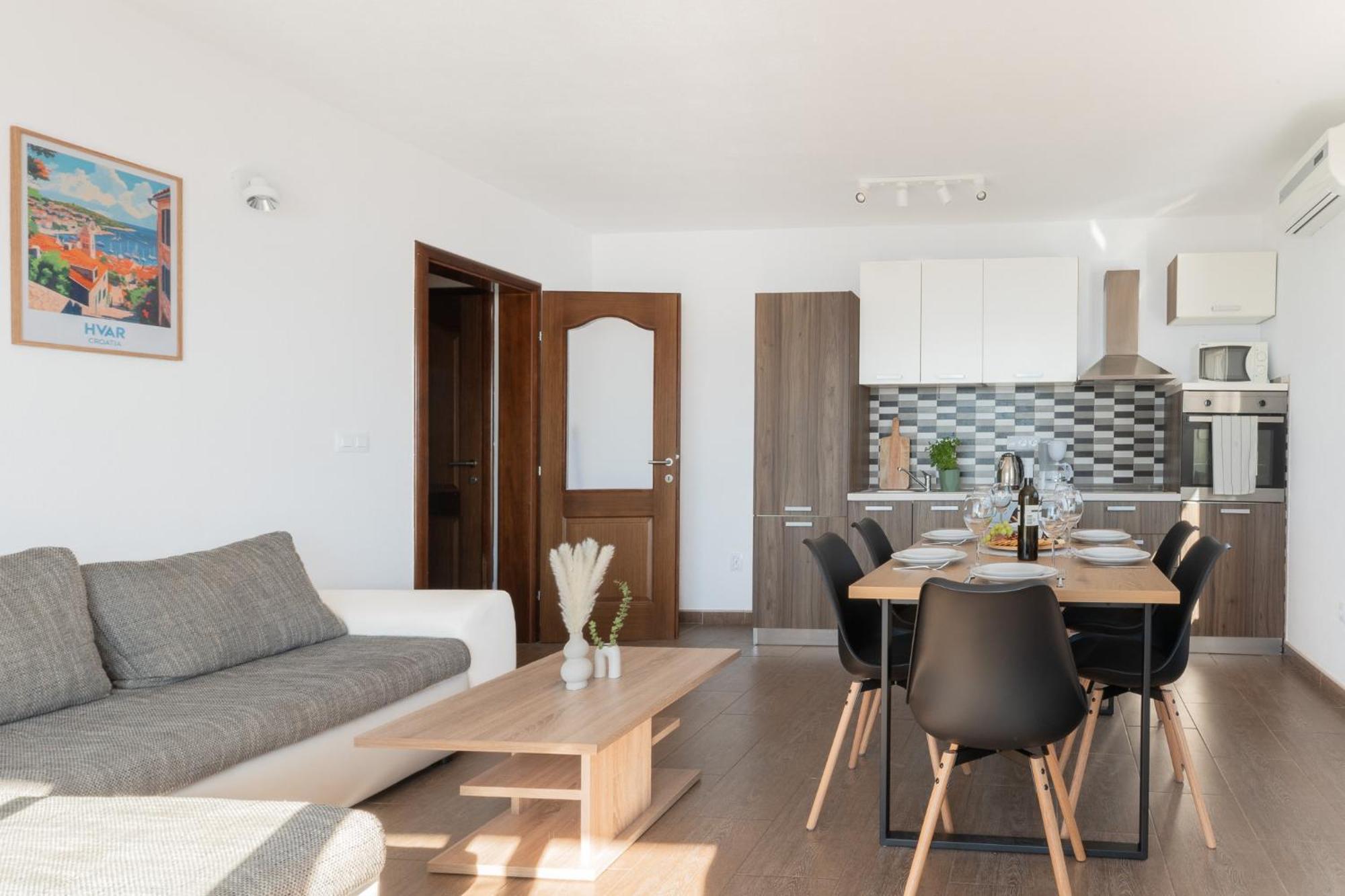 Sunny Hill Apartments With Rooftop Pool Čelina Exterior foto