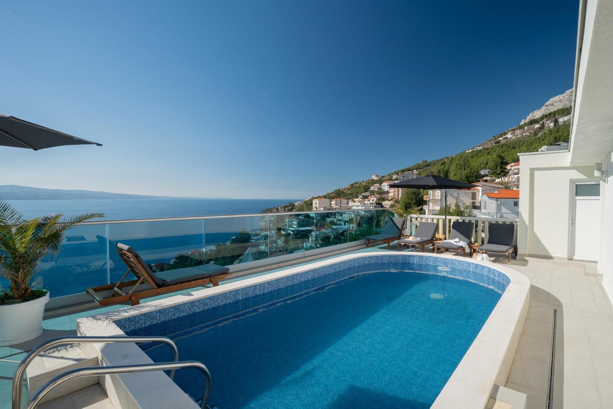 Sunny Hill Apartments With Rooftop Pool Čelina Exterior foto